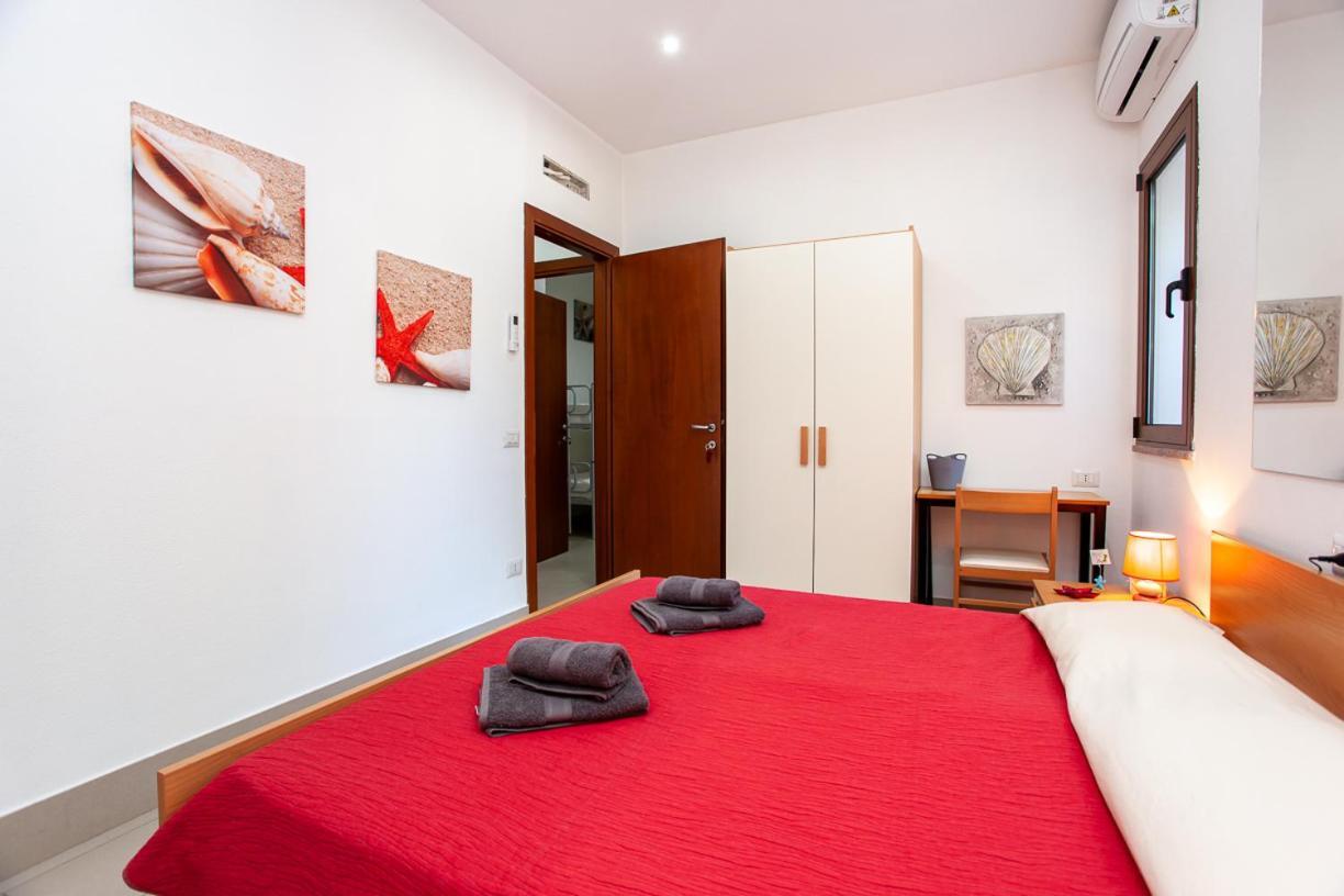Mivida "Le Stanze Di Ada" Bed & Breakfast San Teodoro  Eksteriør bilde