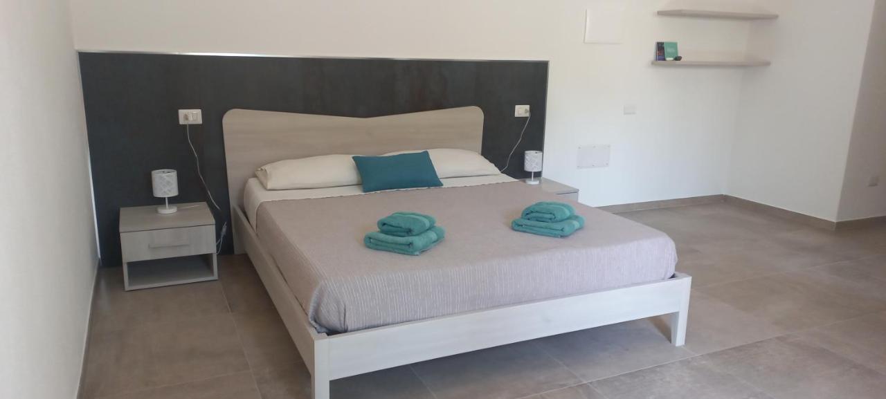 Mivida "Le Stanze Di Ada" Bed & Breakfast San Teodoro  Rom bilde