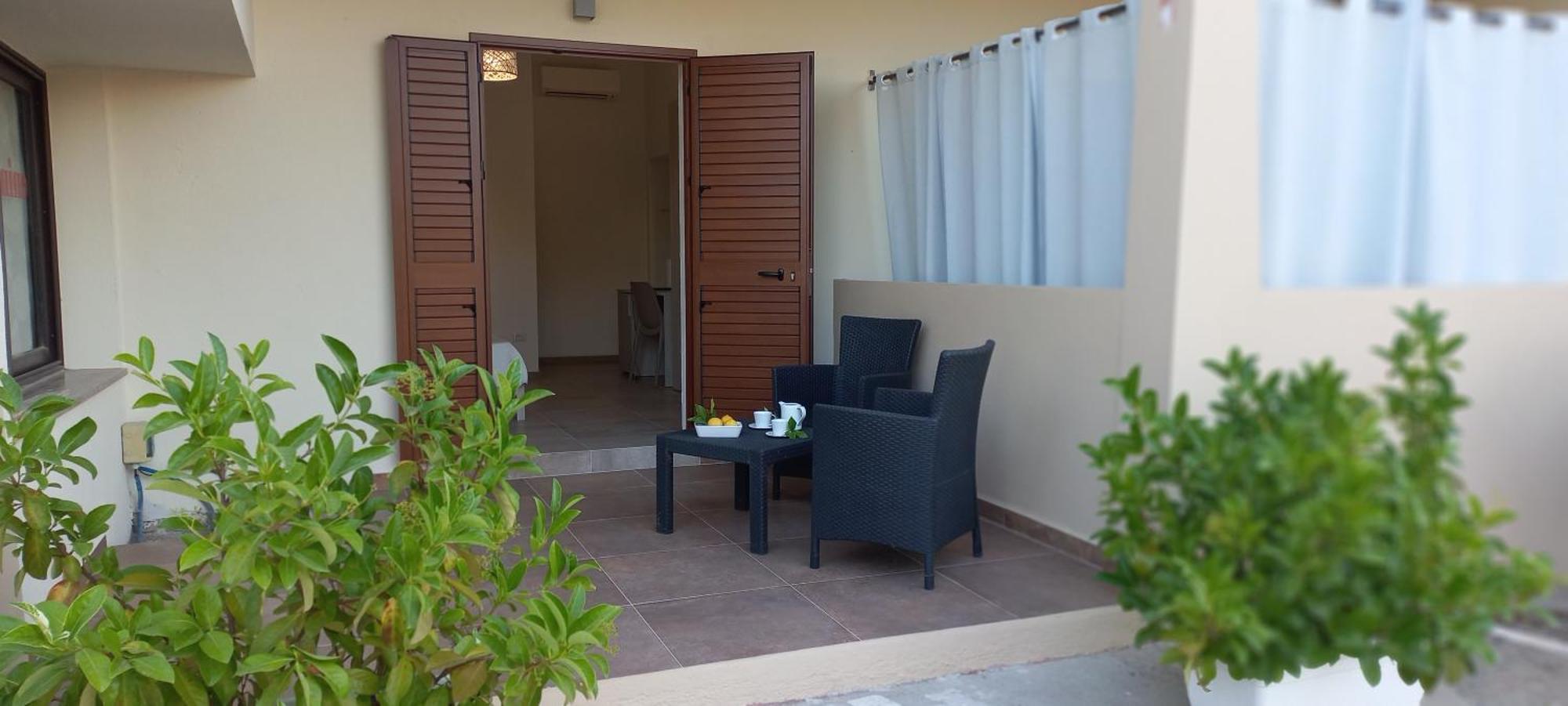 Mivida "Le Stanze Di Ada" Bed & Breakfast San Teodoro  Rom bilde